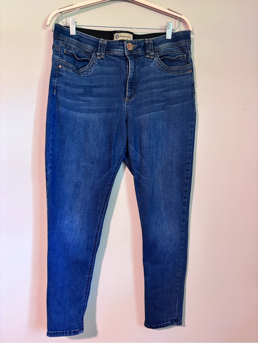 DEMOCRACY 👖 “Ab” technology skinny Blue Slightly Distressed Women’s Jeans - 16
